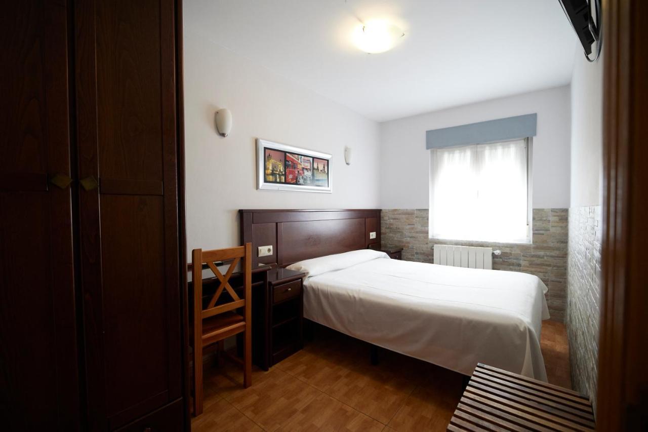 Pension Serafin Avilés Extérieur photo