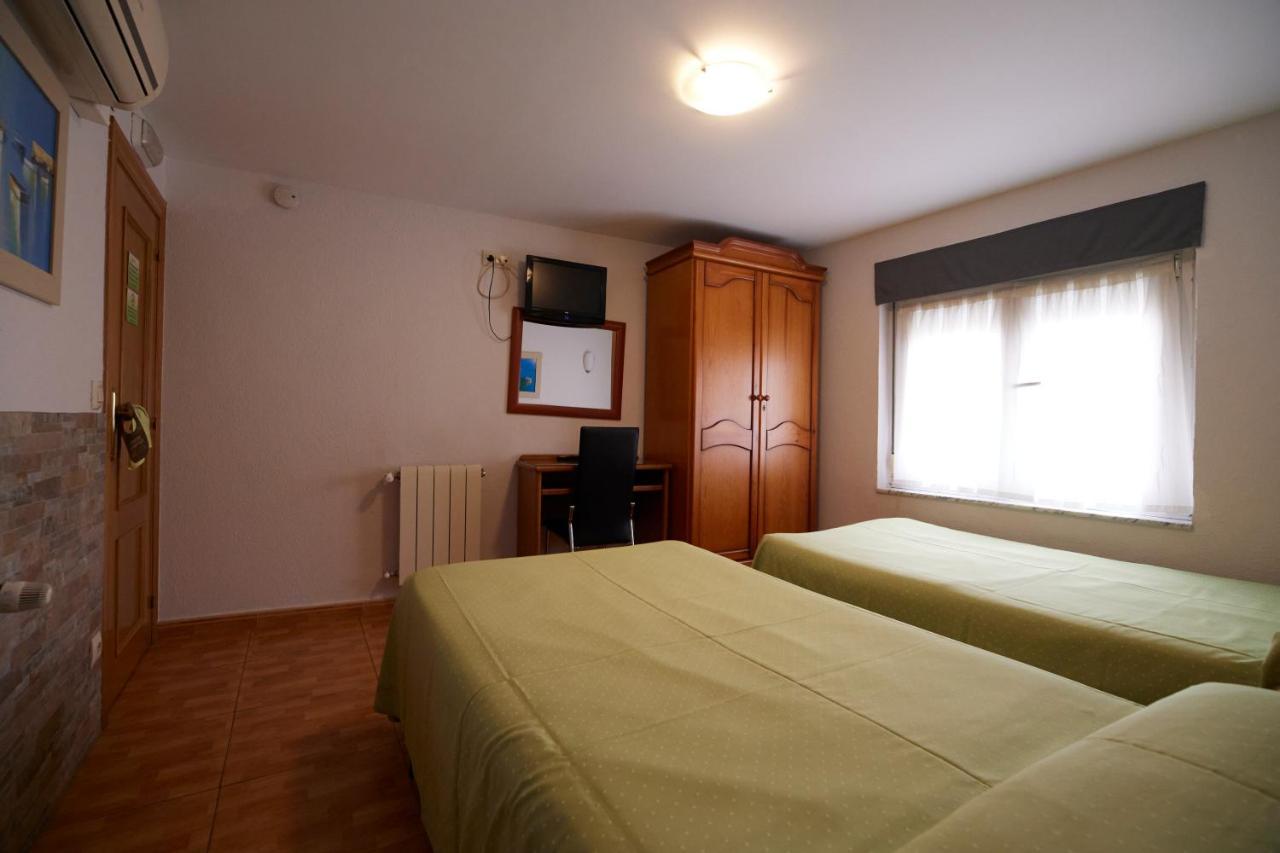 Pension Serafin Avilés Extérieur photo