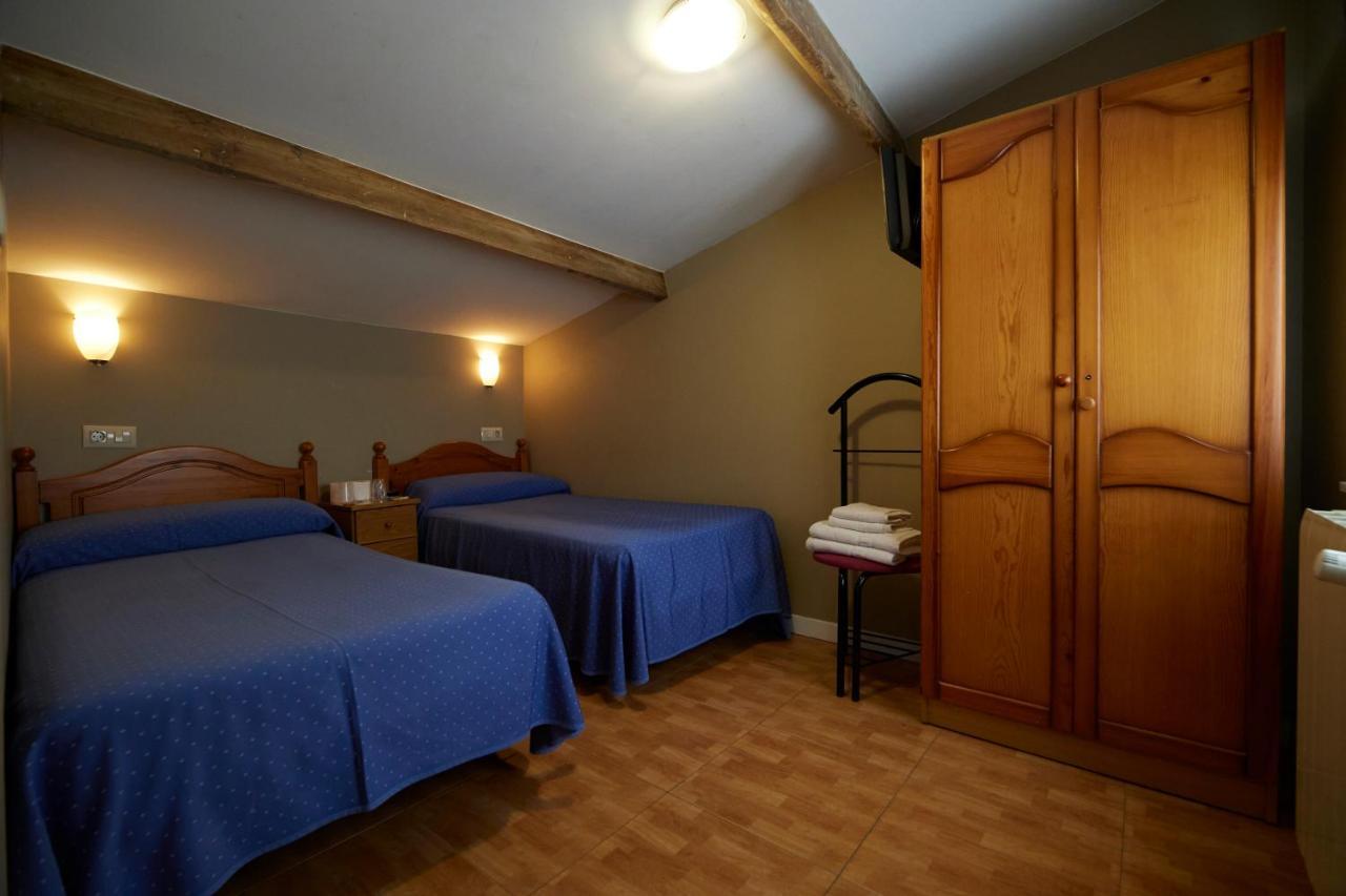 Pension Serafin Avilés Extérieur photo